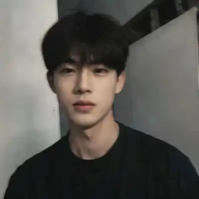雍恨云